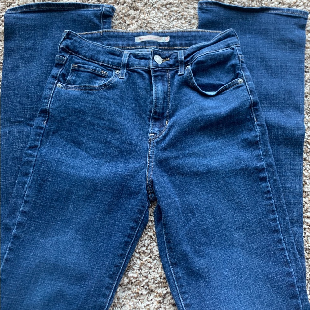 high rise boot cut levi’s